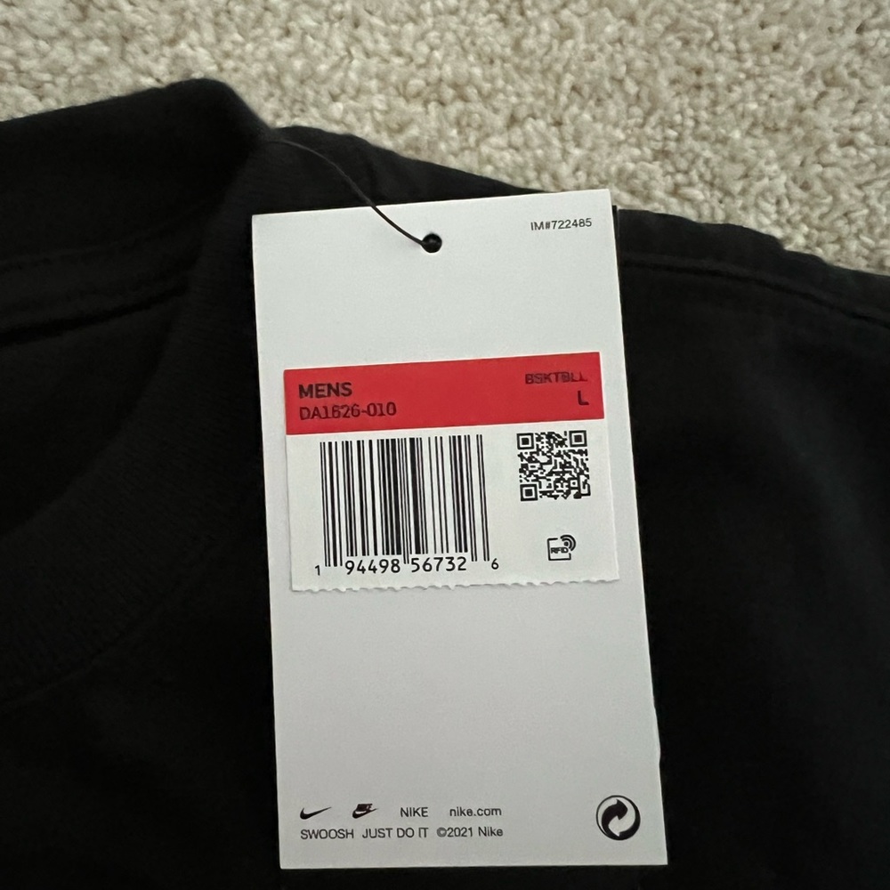 KITH tee (NBA/NY Knicks)